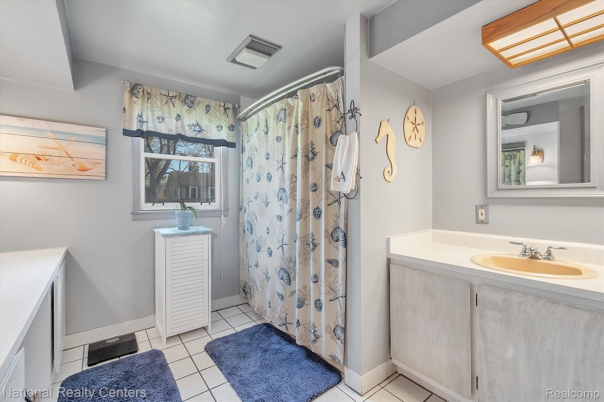 3084 Melvin Avenue Rochester, MI 48307 - Photo 16 of 32 32-3084-Melvin-Ave-Lang-Estates-Real-Estate-32 (17).jpg
