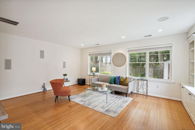 $1,350,000 | 6405 Tone Drive, Bethesda, MD 20817