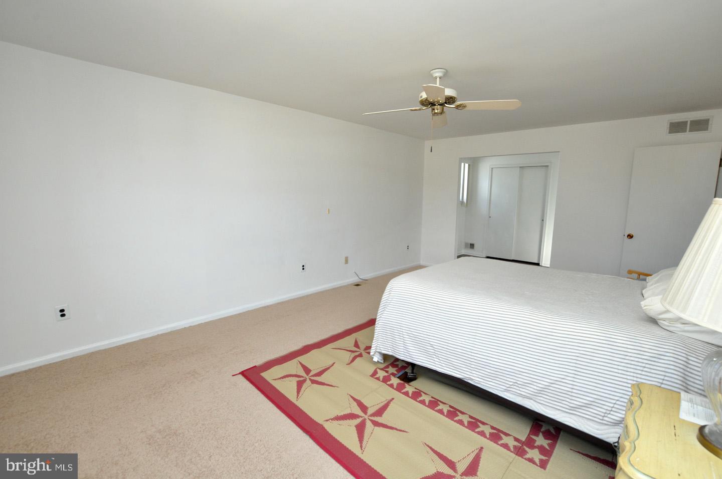 7 Utica Road Marlton, NJ 08053 - Photo 16 of 34 Main bedroom