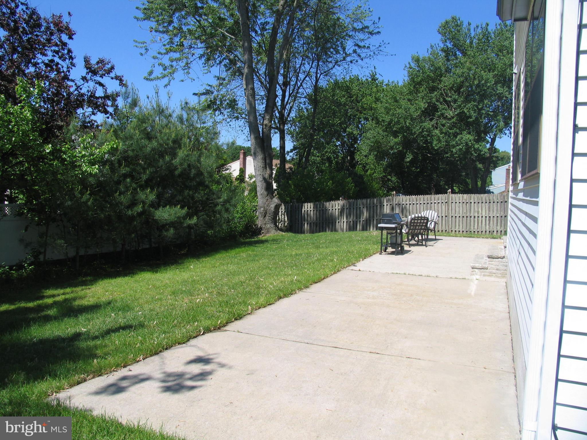 7 Utica Road Marlton, NJ 08053 - Photo 32 of 34 Back Yard