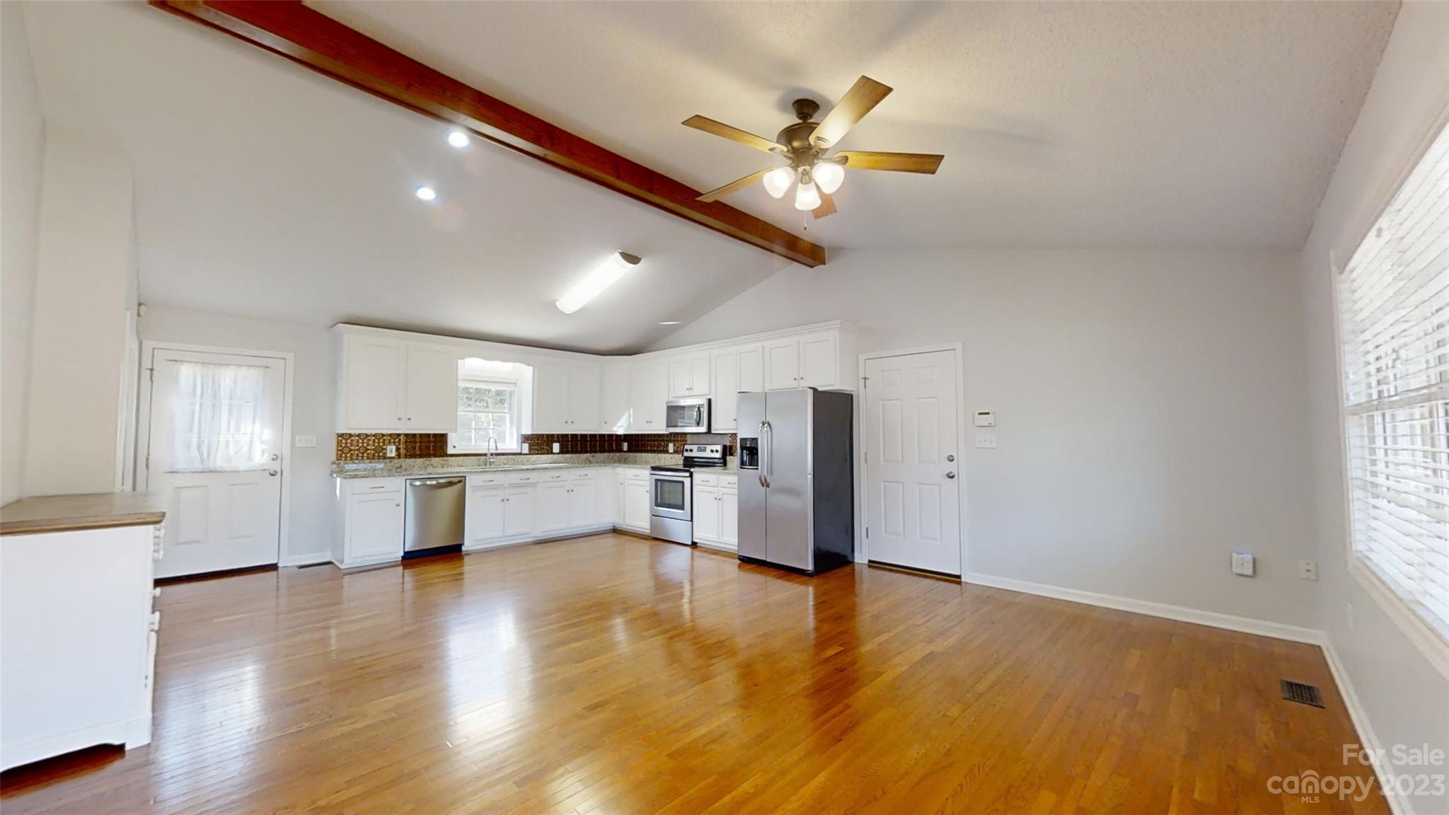 2708 Union Ridge Drive Lincolnton, NC 28092 - Photo 4 of 18 Gallery Image 4