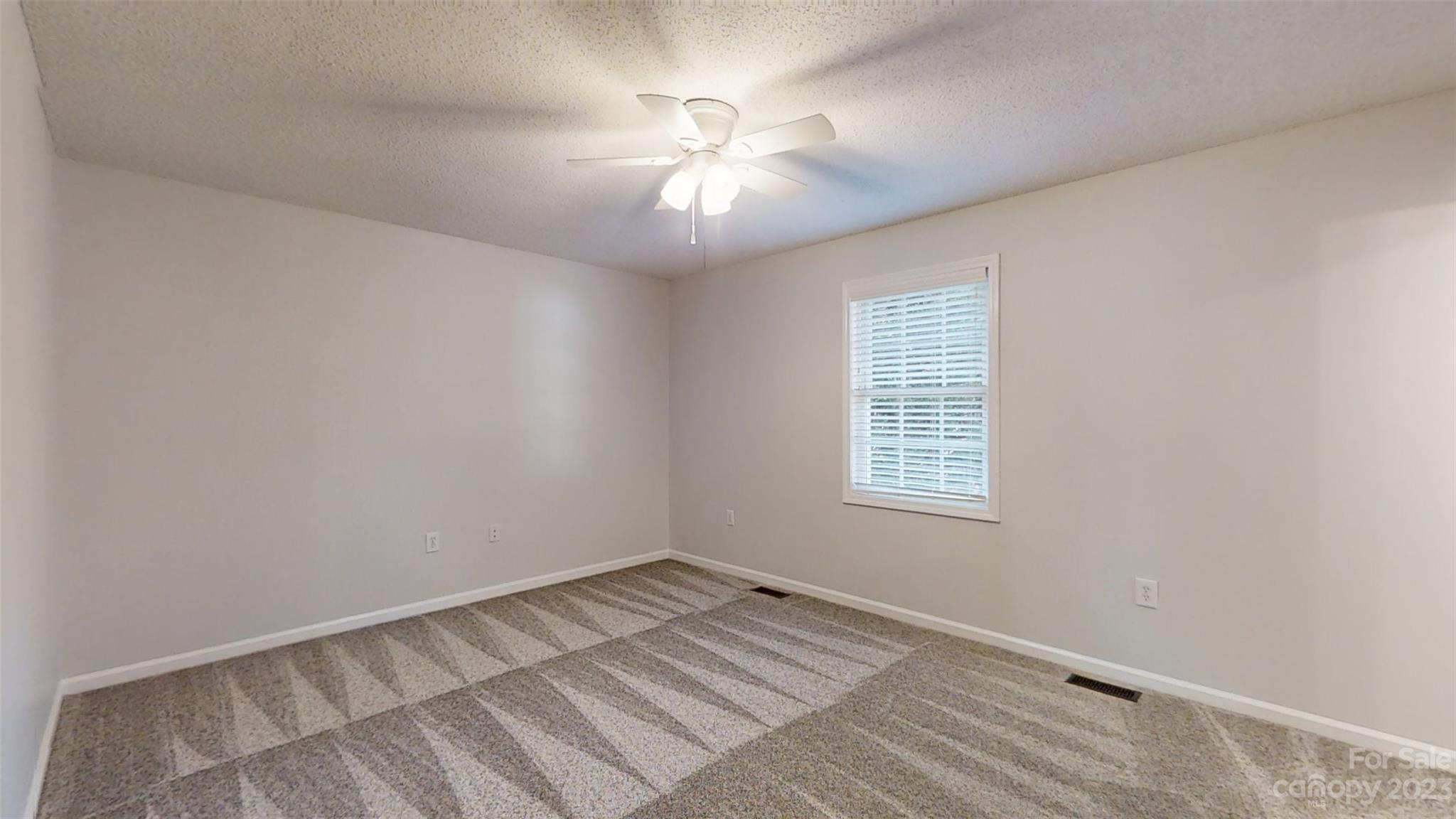 2708 Union Ridge Drive Lincolnton, NC 28092 - Photo 9 of 18 Gallery Image 9