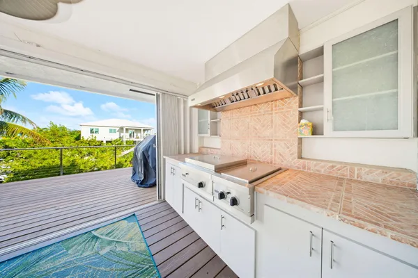 $1,349,000 | 403 Indies Road, Summerland Key, FL 33042