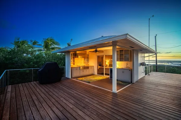$1,349,000 | 403 Indies Road, Summerland Key, FL 33042