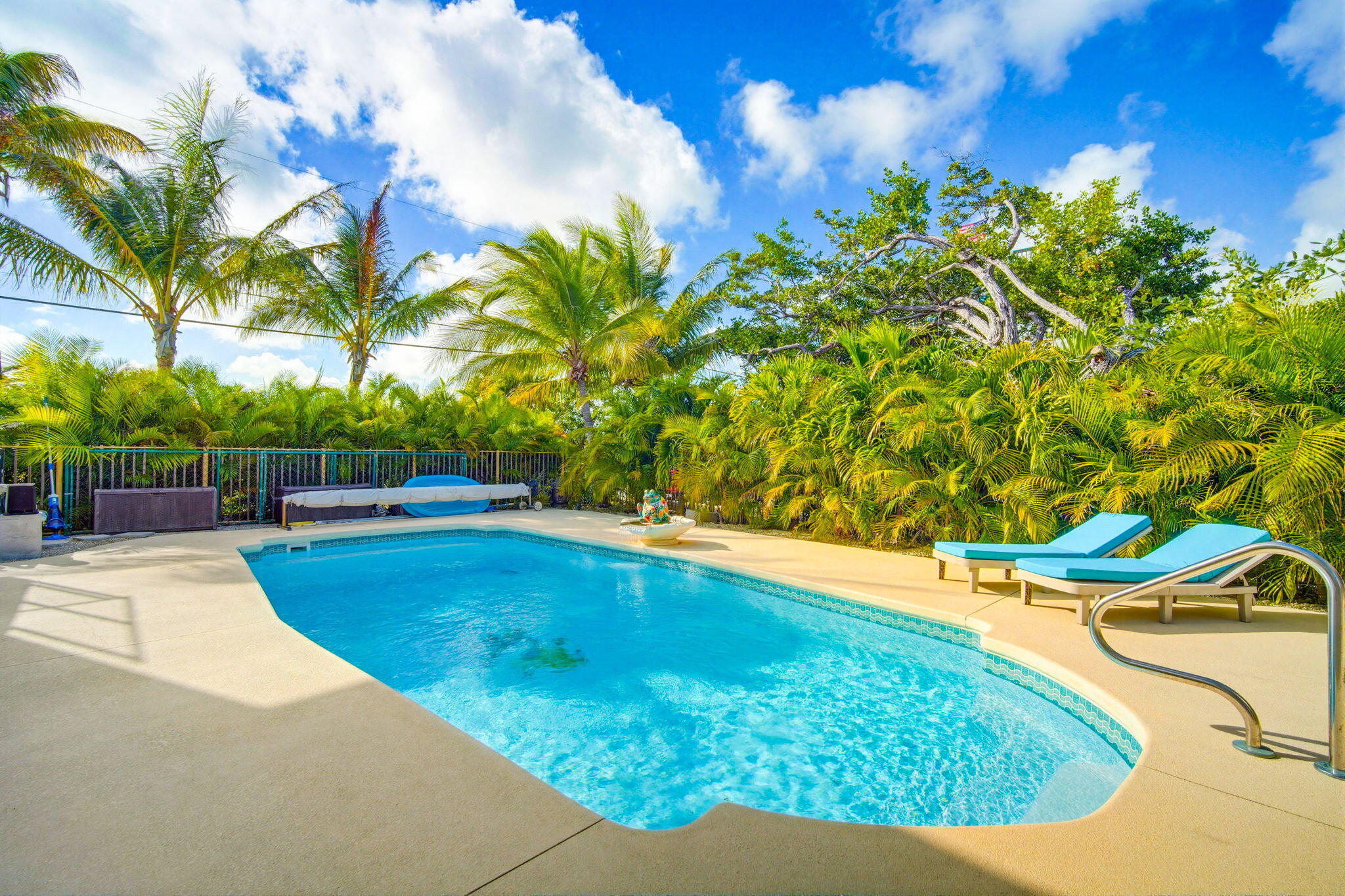 403 Indies Road Summerland Key, FL 33042 - Photo 39 of 68 403 Indies Rd