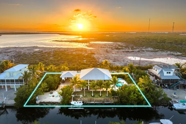 $1,349,000 | 403 Indies Road, Summerland Key, FL 33042