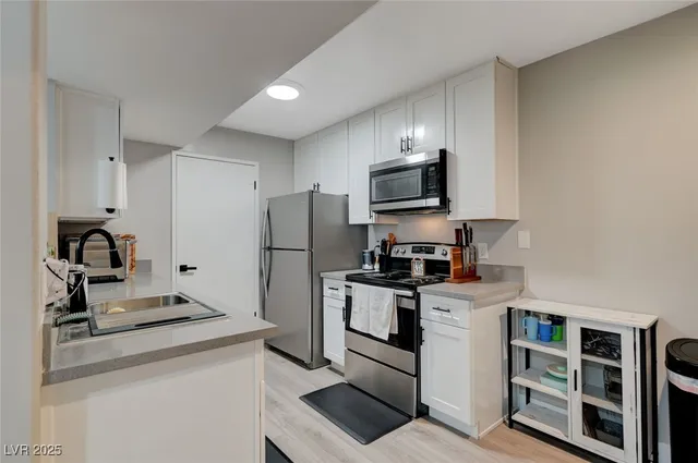 $1,450 | 5260 Mission Monterey Lane, Unit 105, Las Vegas, NV 89107