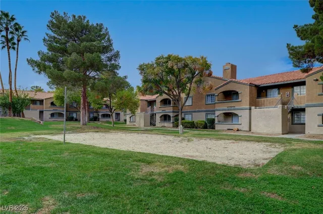 $1,450 | 5260 Mission Monterey Lane, Unit 105, Las Vegas, NV 89107