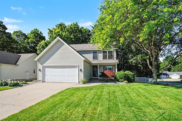 $425,000 | 6620 Jousma Court Southeast, Caledonia, MI 49316