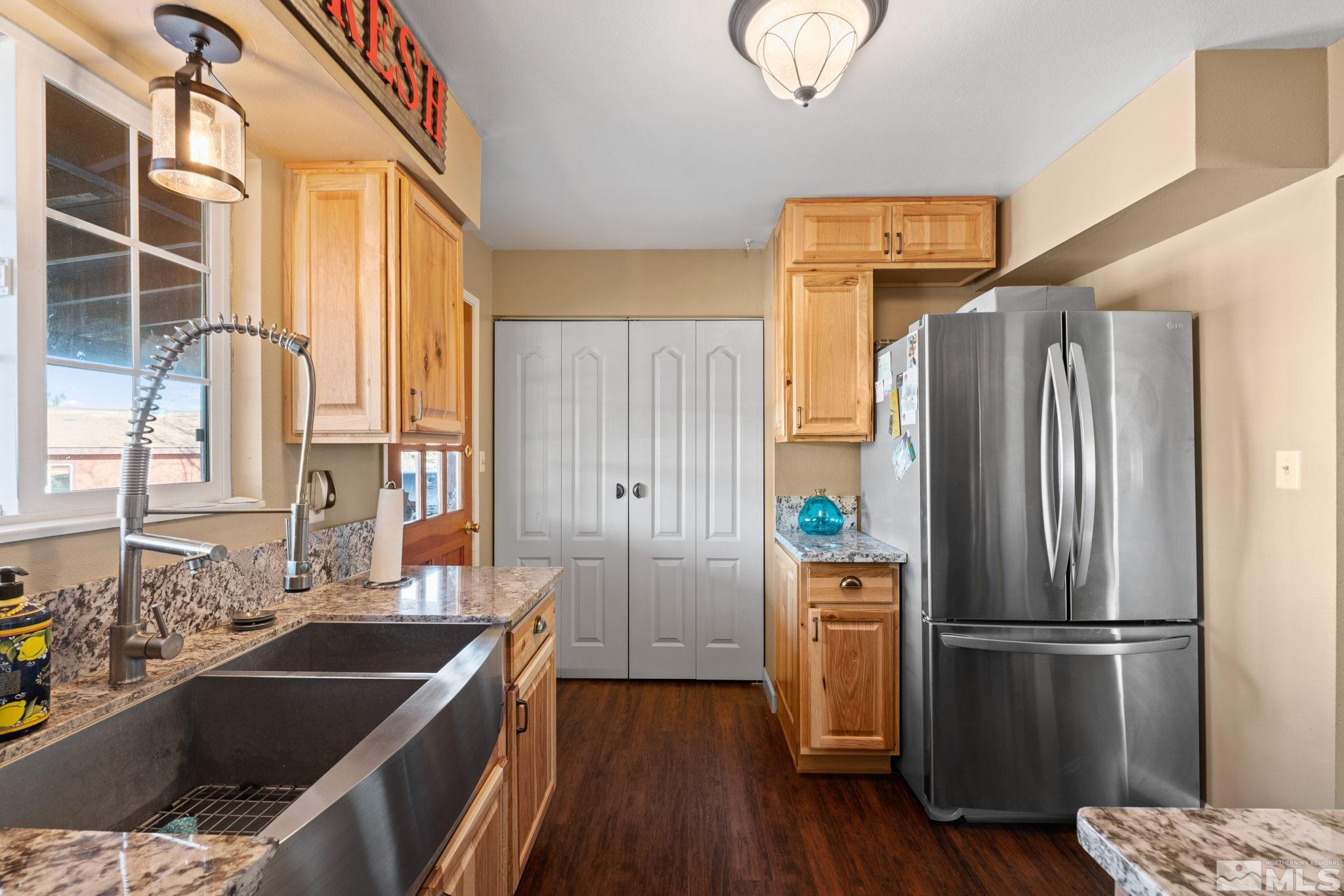 8665 Aquifer Way Reno, NV 89506 - Photo 11 of 36 Photo 11