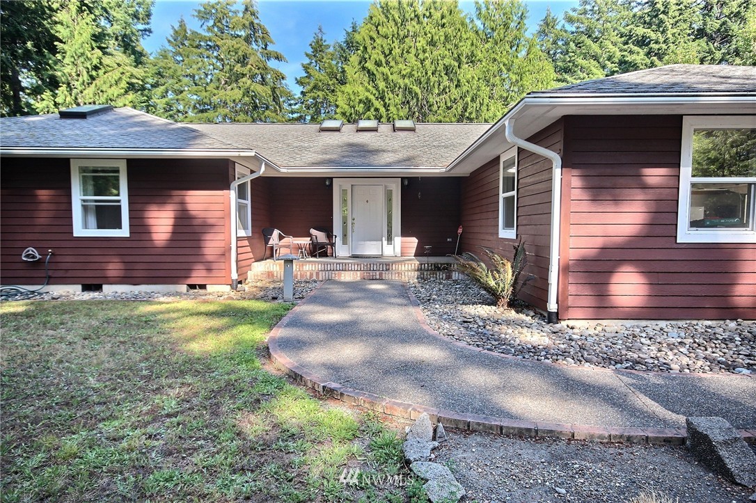 4910 Shellridge Road Northwest Olympia, WA 98502 - Photo 2 of 19 Gallery Image 2