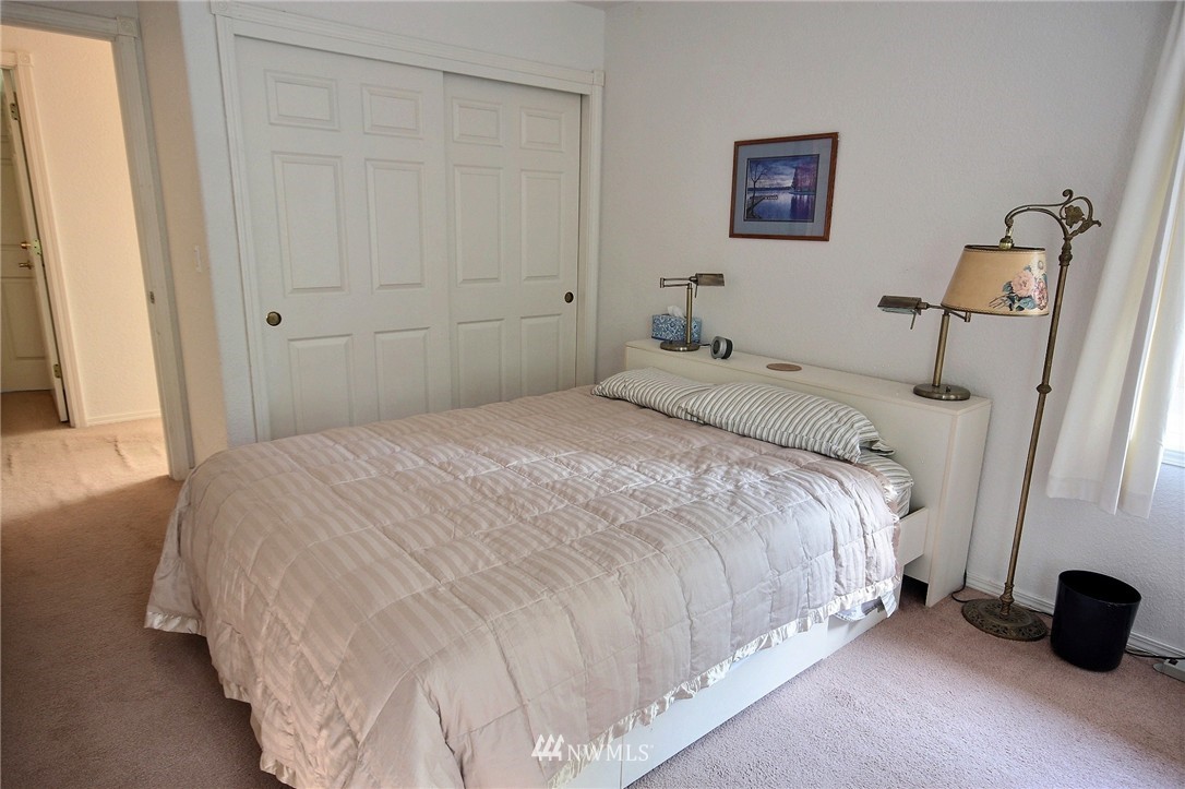 4910 Shellridge Road Northwest Olympia, WA 98502 - Photo 13 of 19 Gallery Image 13