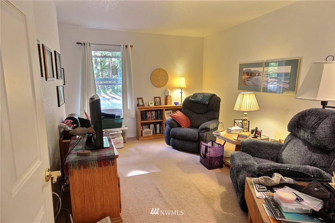 4910 Shellridge Road Northwest Olympia, WA 98502 - Photo 4 of 19 Gallery Image 4