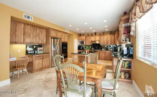 $6,850 | 5197 Via Jacinto, Newbury Park, CA 91320