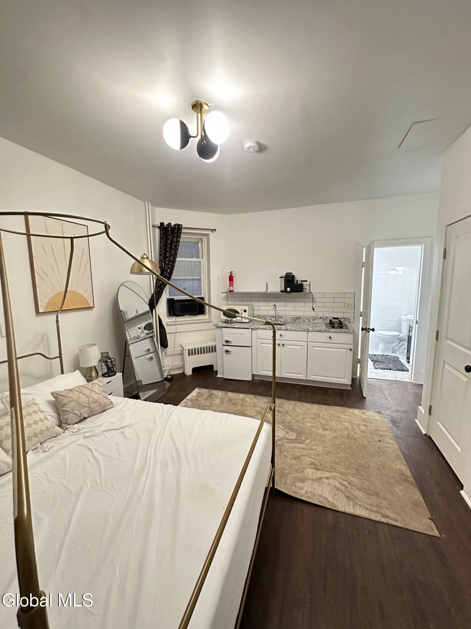 51 Elm Street, Unit 1 Albany, NY 12202 - Photo 4 of 12 44