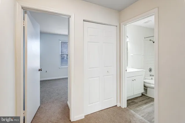 a bathroom with a toilet