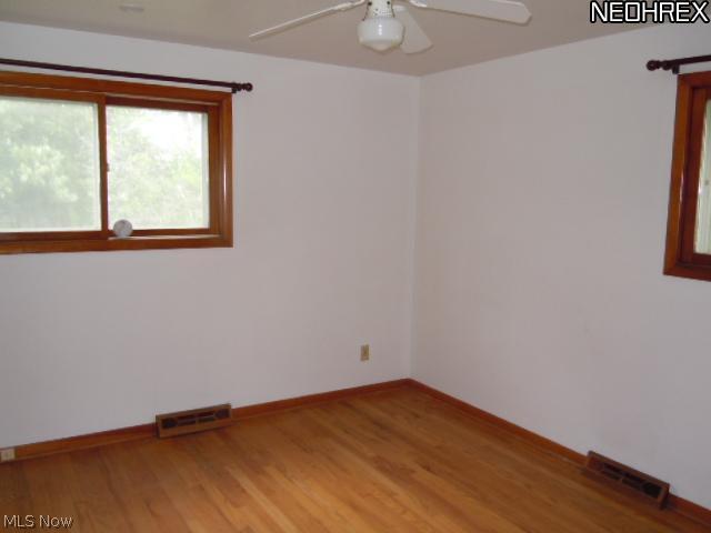 21863 Louis Road Bedford, OH 44146 - Photo 18 of 25 Unit 3 bedroom