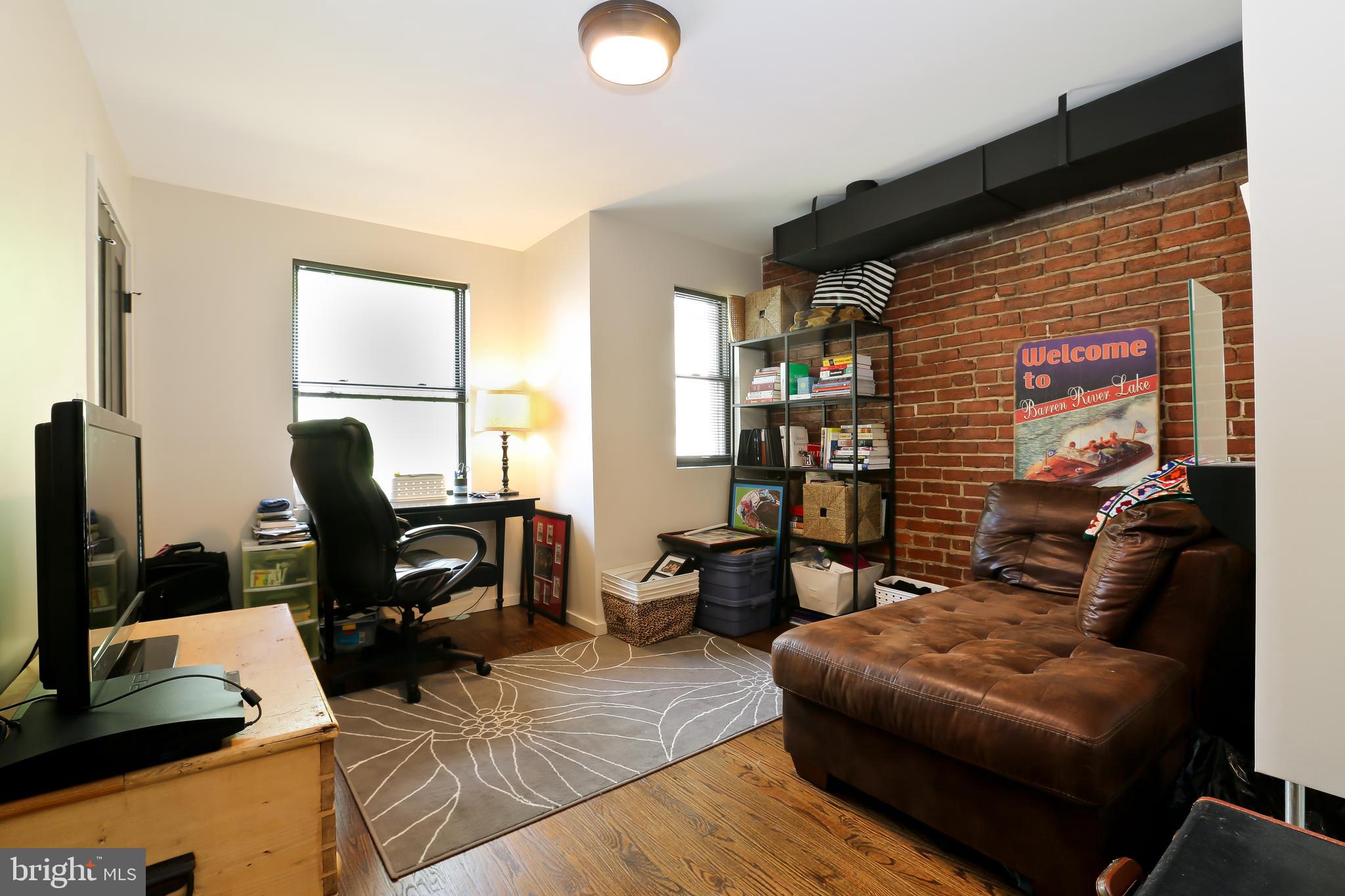 811 T Street Northwest, Unit 2 Washington, DC 20001 - Photo 4 of 16