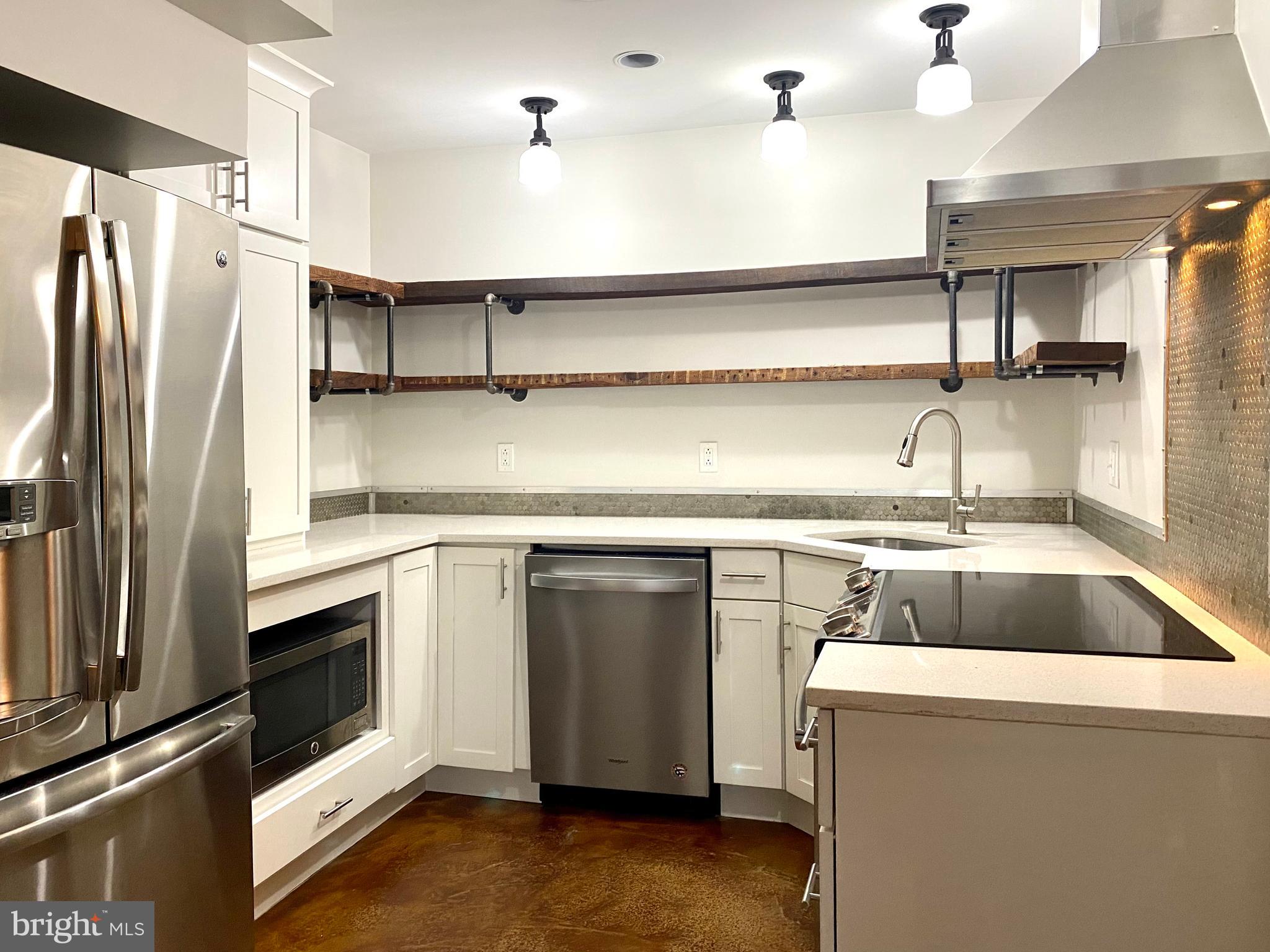 811 T Street Northwest, Unit 2 Washington, DC 20001 - Photo 7 of 16