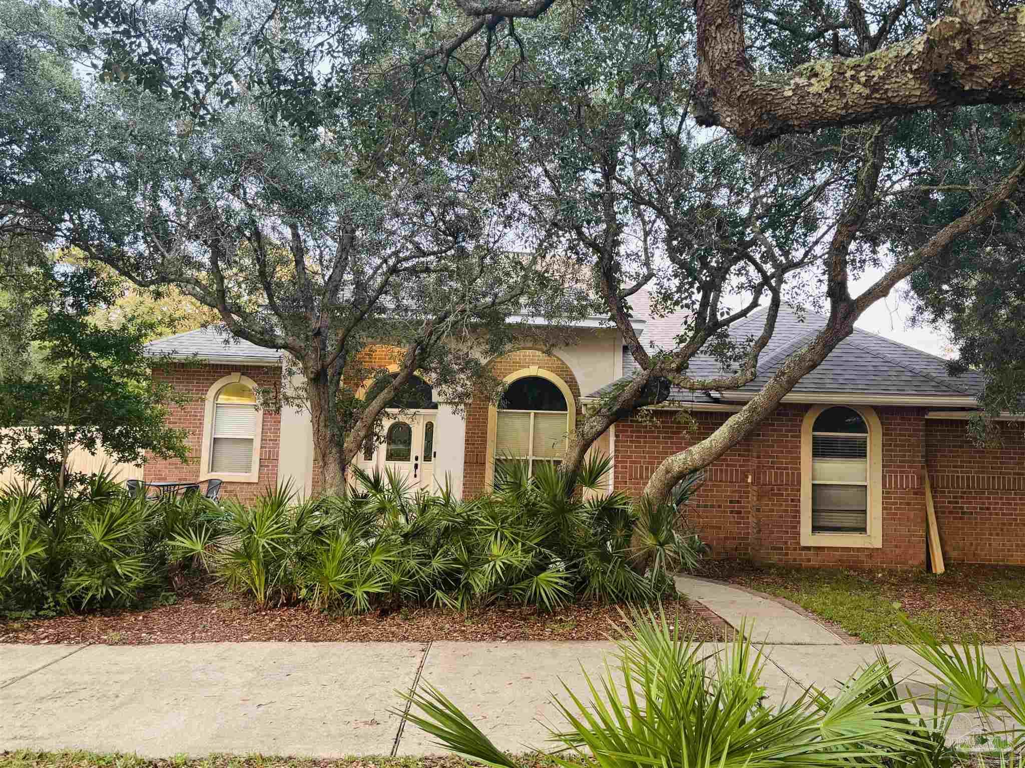 1358 Windsor Park Road Gulf Breeze, FL 32563 - Photo 3 of 24