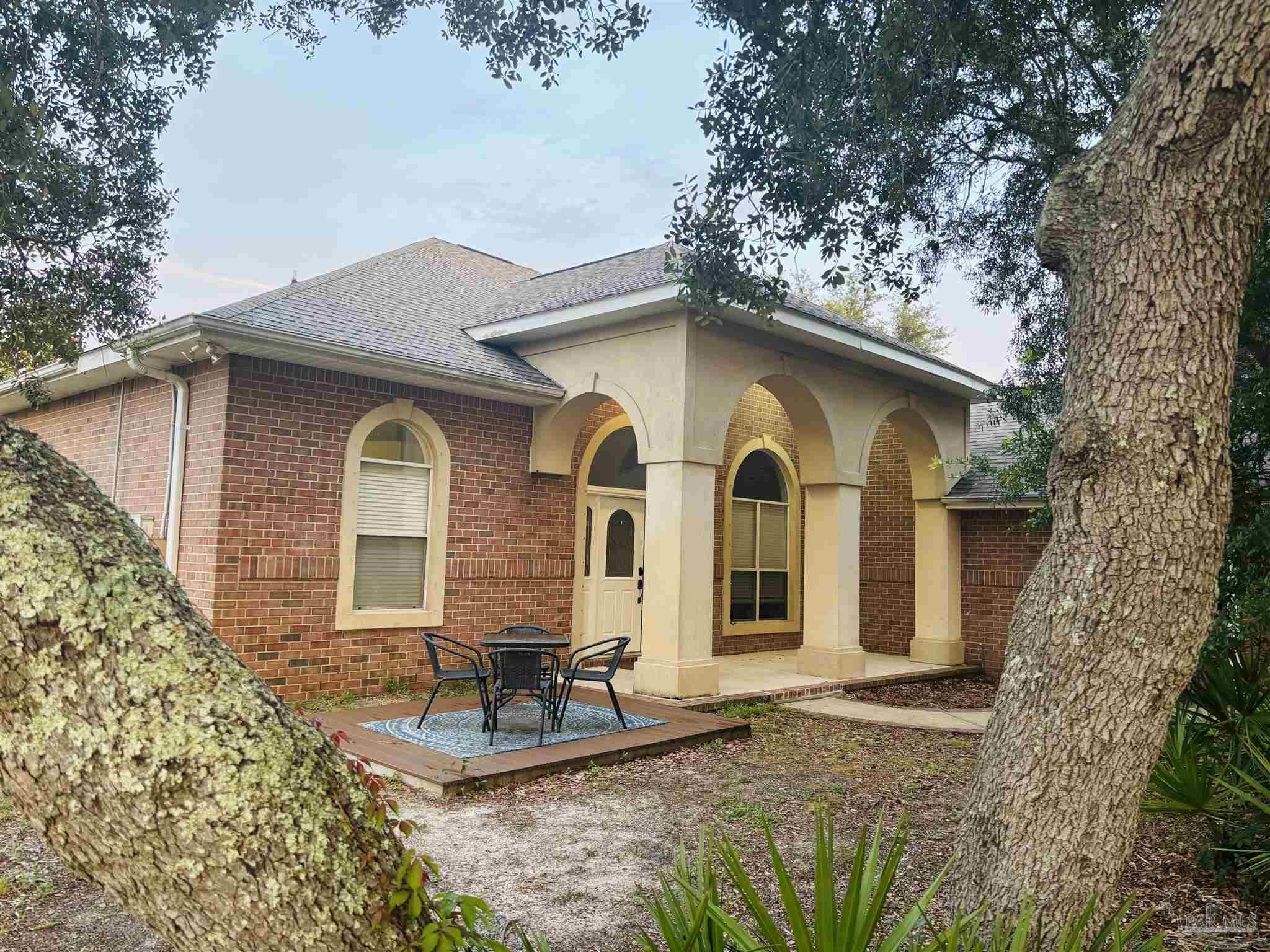 1358 Windsor Park Road Gulf Breeze, FL 32563 - Photo 4 of 24