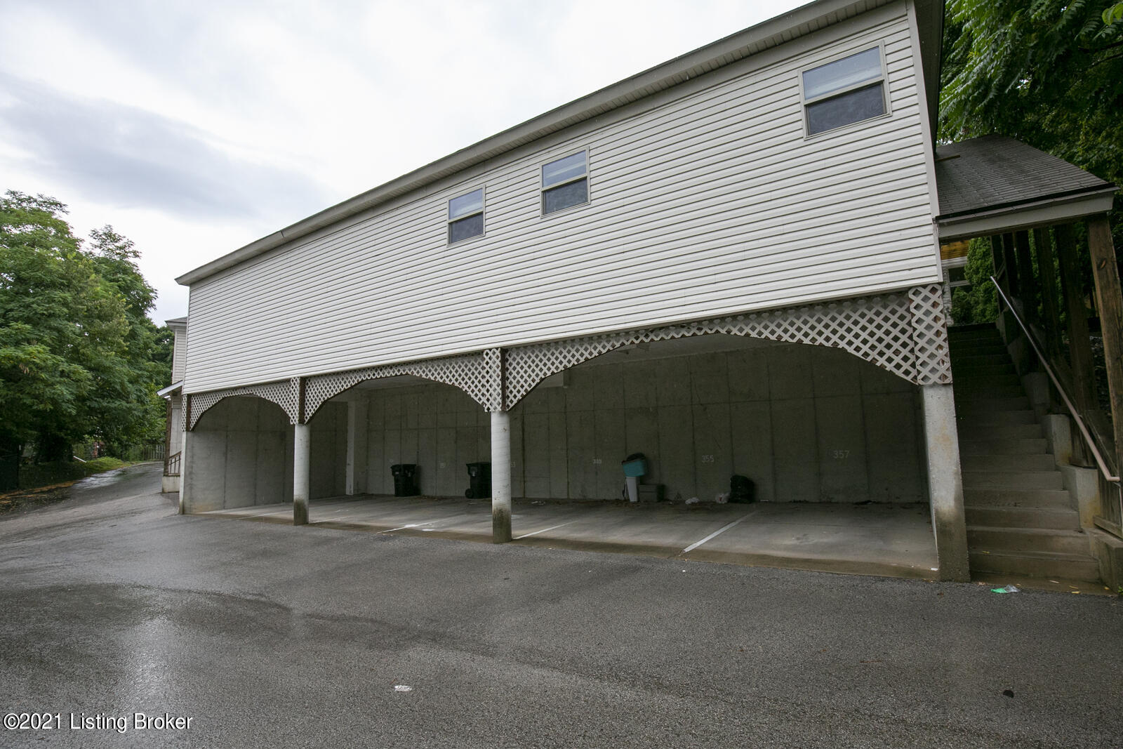 357 Kenilworth Road Louisville, KY 40206 - Photo 24 of 25 3E9A6091
