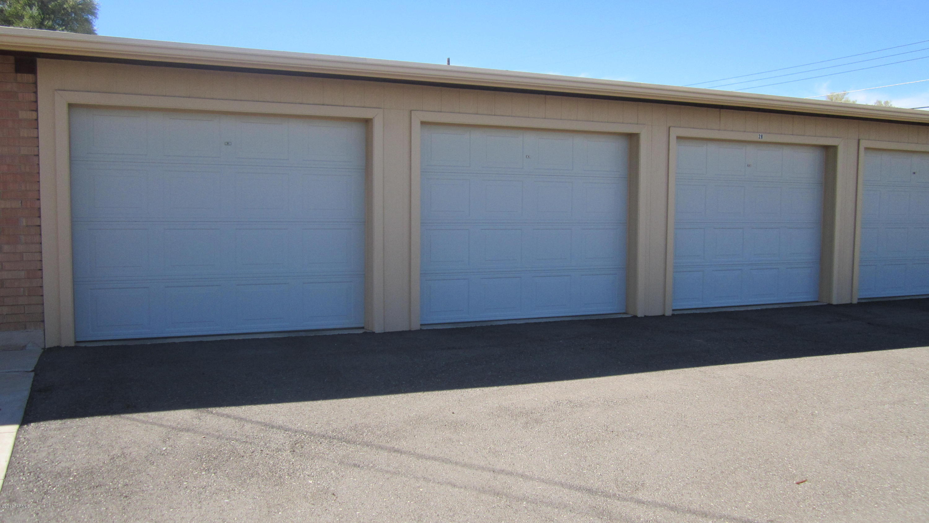1938 West Anklam Road, Unit 9 Tucson, AZ 85745 - Photo 14 of 15