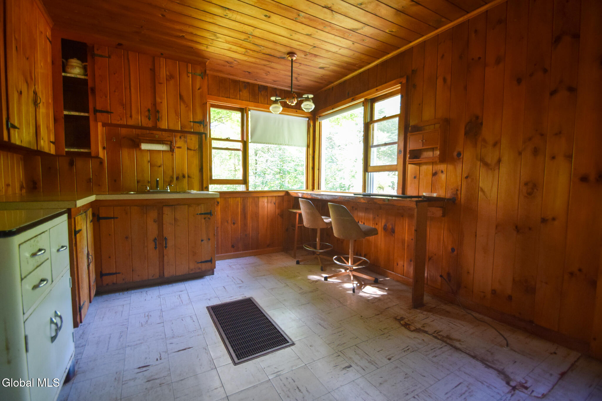 327 Wardsboro Road Hague, NY 12836 - Photo 6 of 34 DSC_0052 (3)