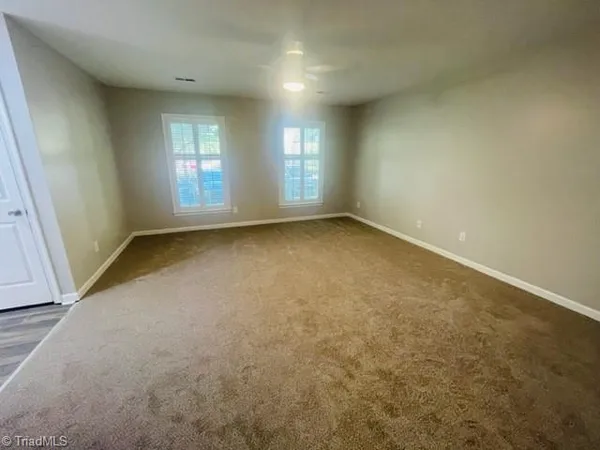 $1,600 | 19 Park Village Lane, Unit A, Greensboro, NC 27455