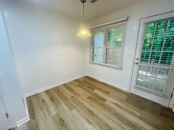 $1,600 | 19 Park Village Lane, Unit A, Greensboro, NC 27455