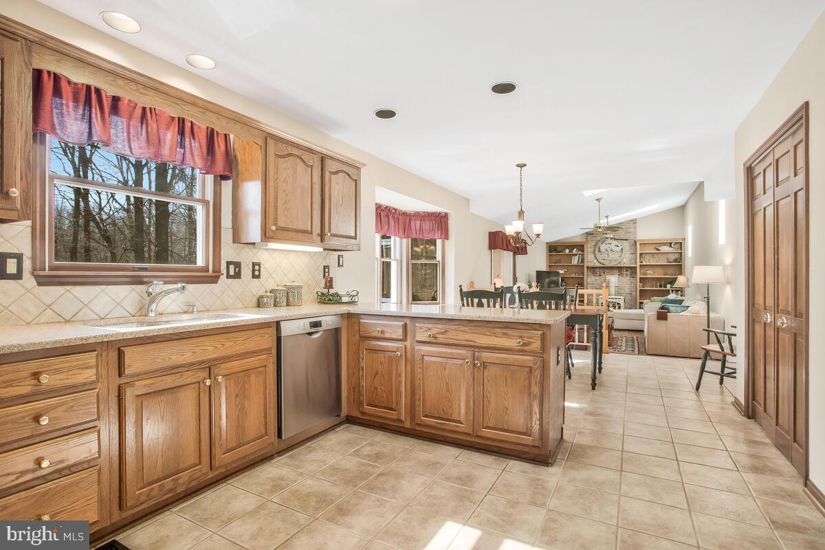 9731 Howes Road Dunkirk, MD 20754 - Photo 18 of 58 Kitchen into Family room