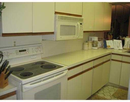 10 Royal Palm Way, Unit 201 Boca Raton, FL 33432 - Photo 6 of 8 Photo 6
