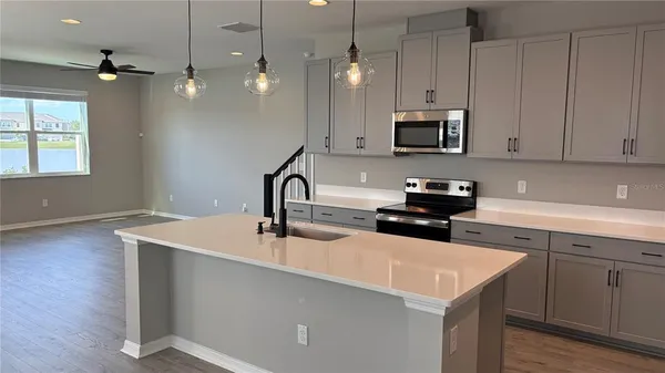 $2,600 | 2481 Stapleford Place, Wesley Chapel, FL 33543