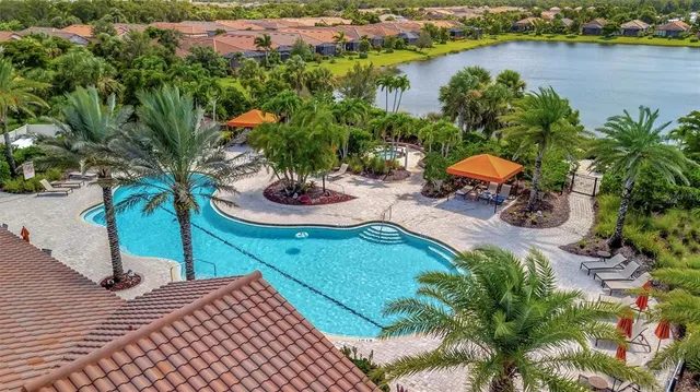 $689,000 | 5548 Sentiero Drive, Nokomis, FL 34275