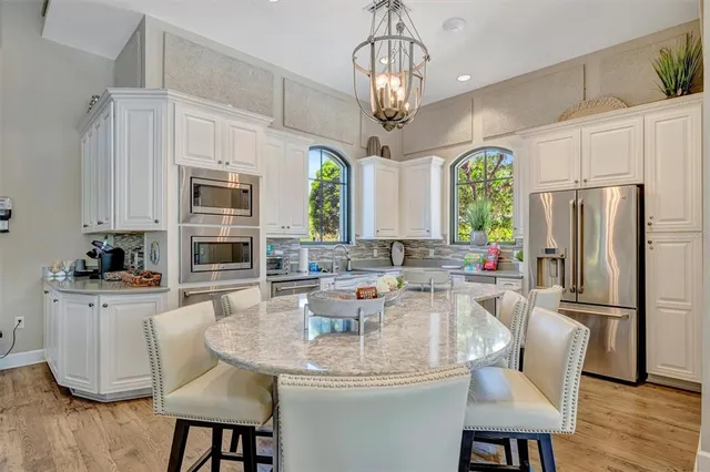 $689,000 | 5548 Sentiero Drive, Nokomis, FL 34275