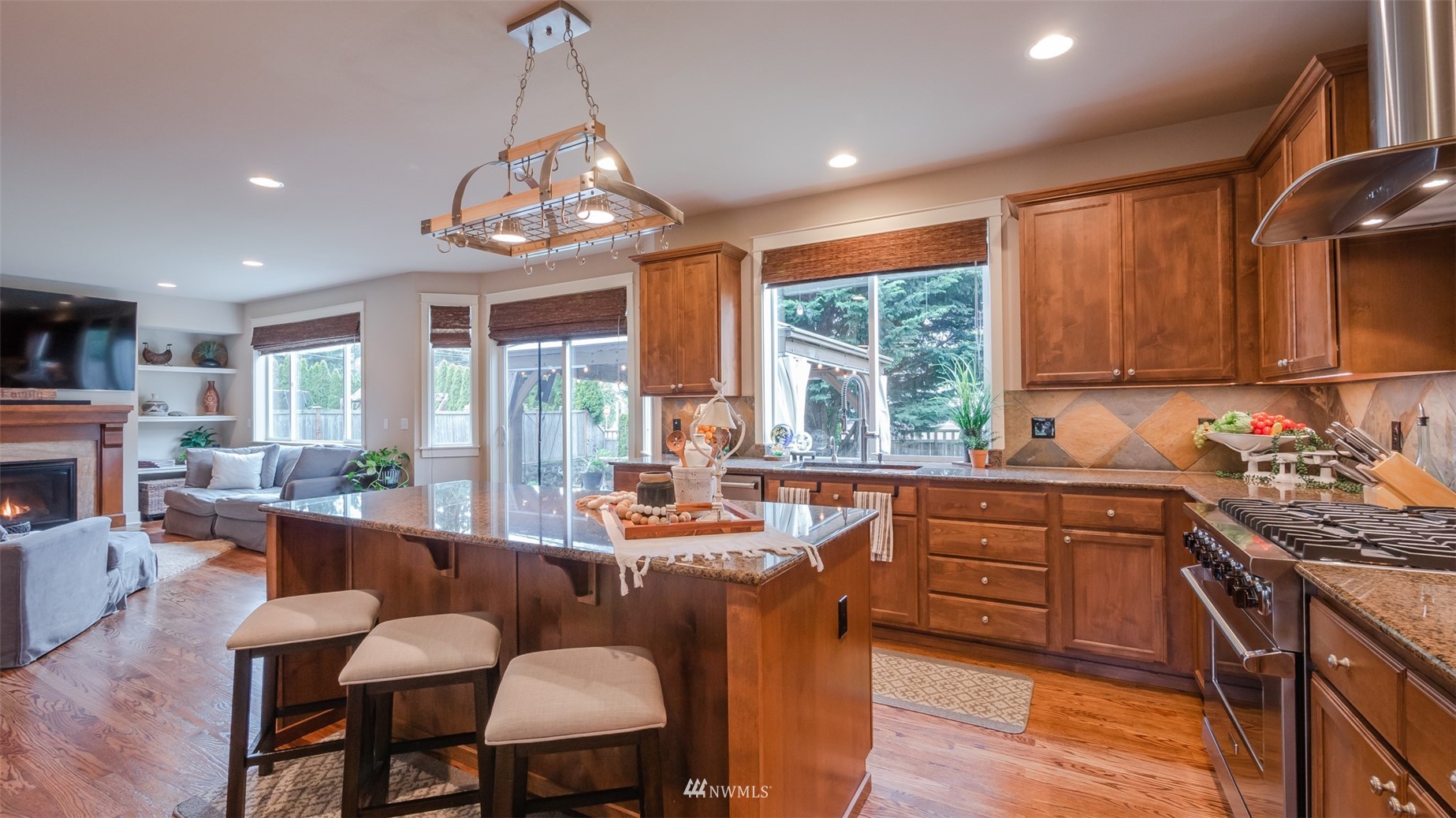 3513 184th Place Southeast Bothell, WA 98012 - Photo 9 of 36 Gallery Image 9