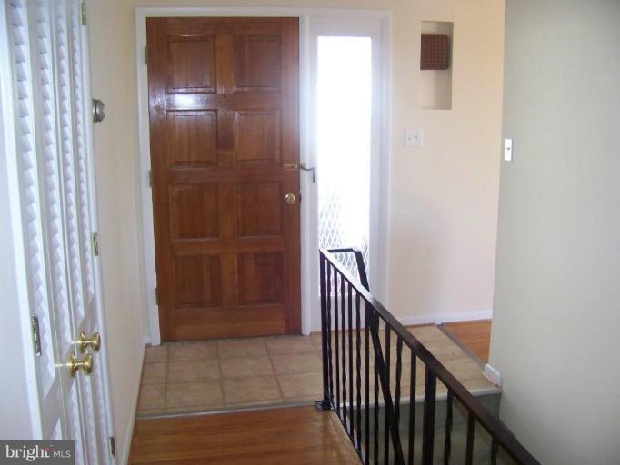 10123 Riggs Road Hyattsville, MD 20783 - Photo 6 of 22 Entrance / Foyer