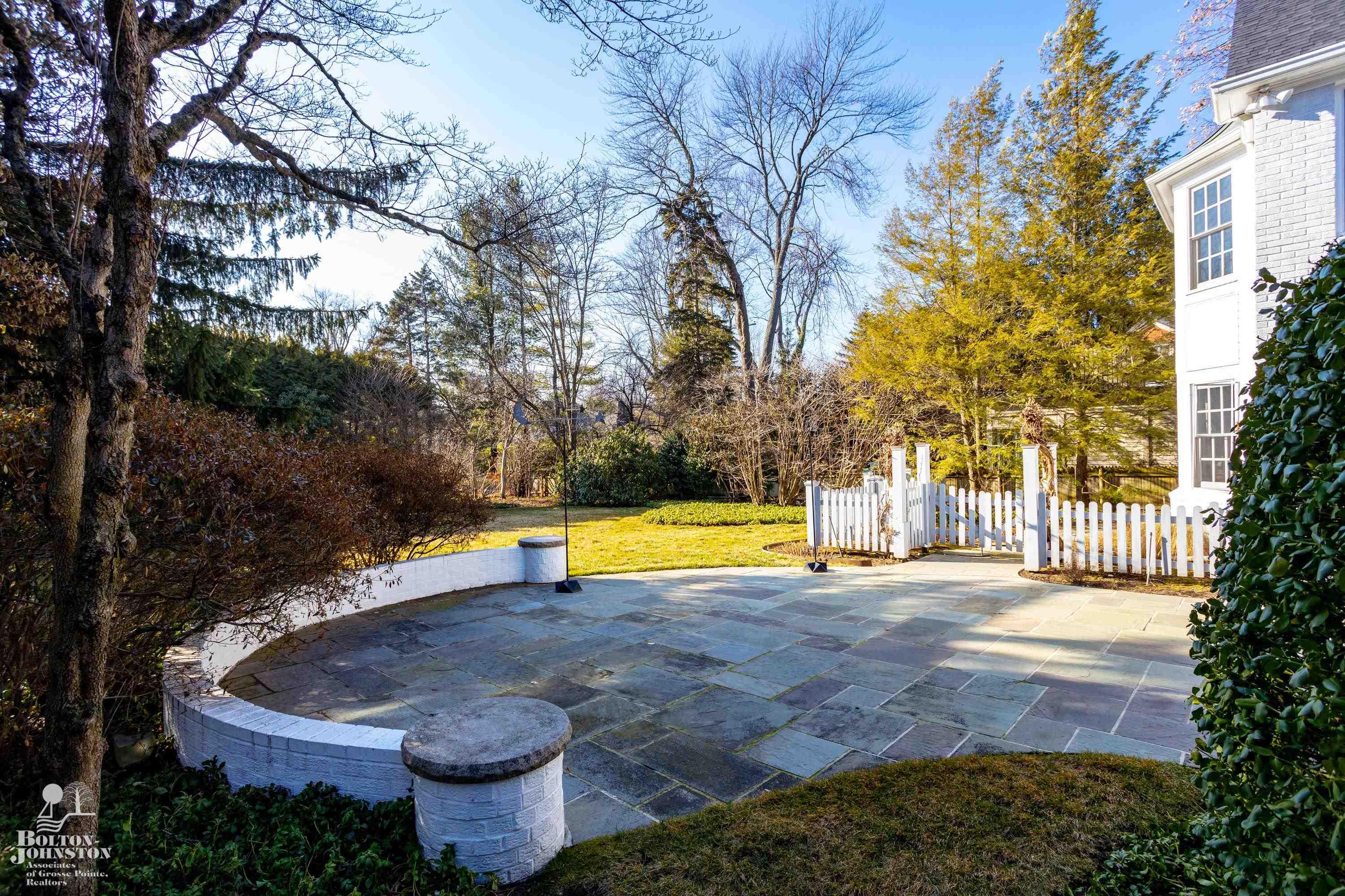 77 Merriweather Road Grosse Pointe Farms, MI 48236 - Photo 66 of 73