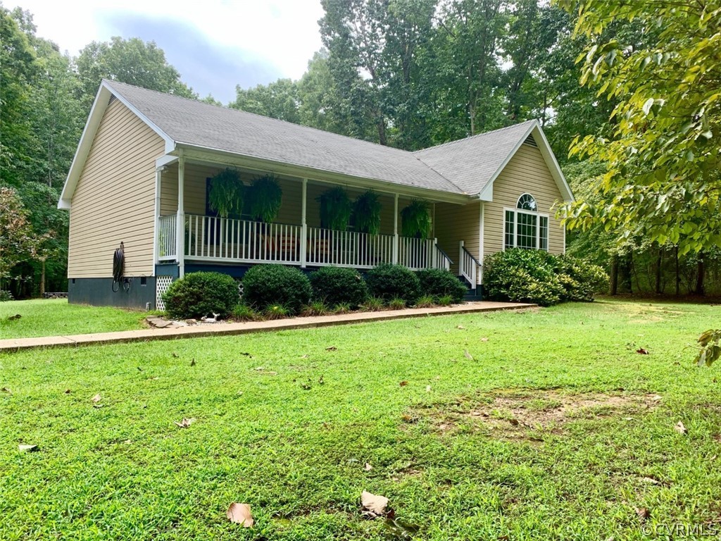 4975 Hill Road Kents Store, VA 23084 - Photo 2 of 31