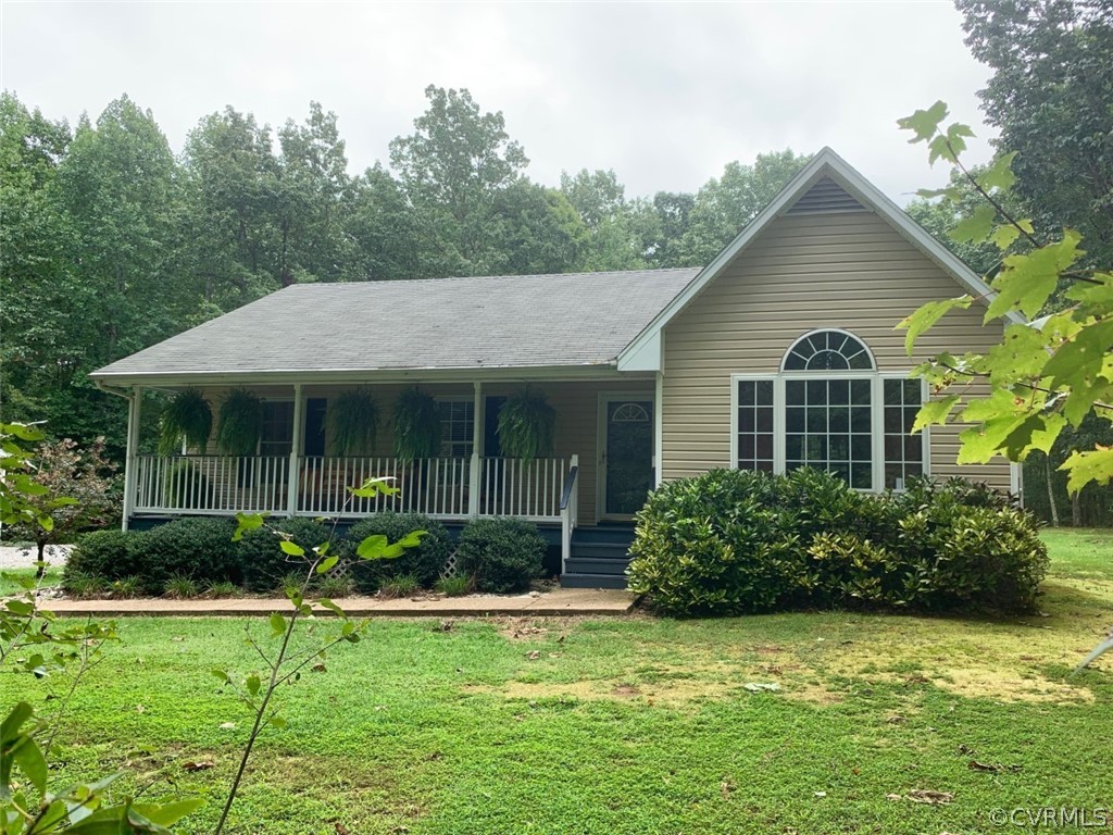 4975 Hill Road Kents Store, VA 23084 - Photo 3 of 31