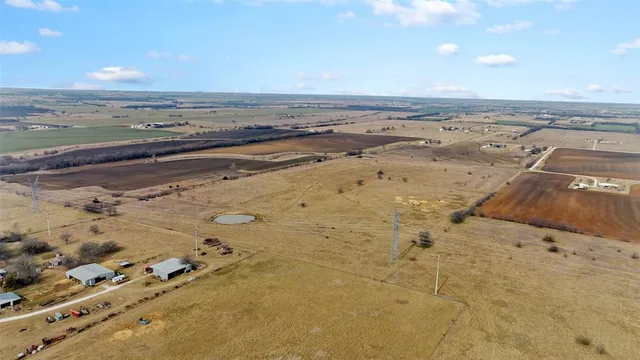 $1,384,800 | 770 County Road 348, Valley View, TX 76272