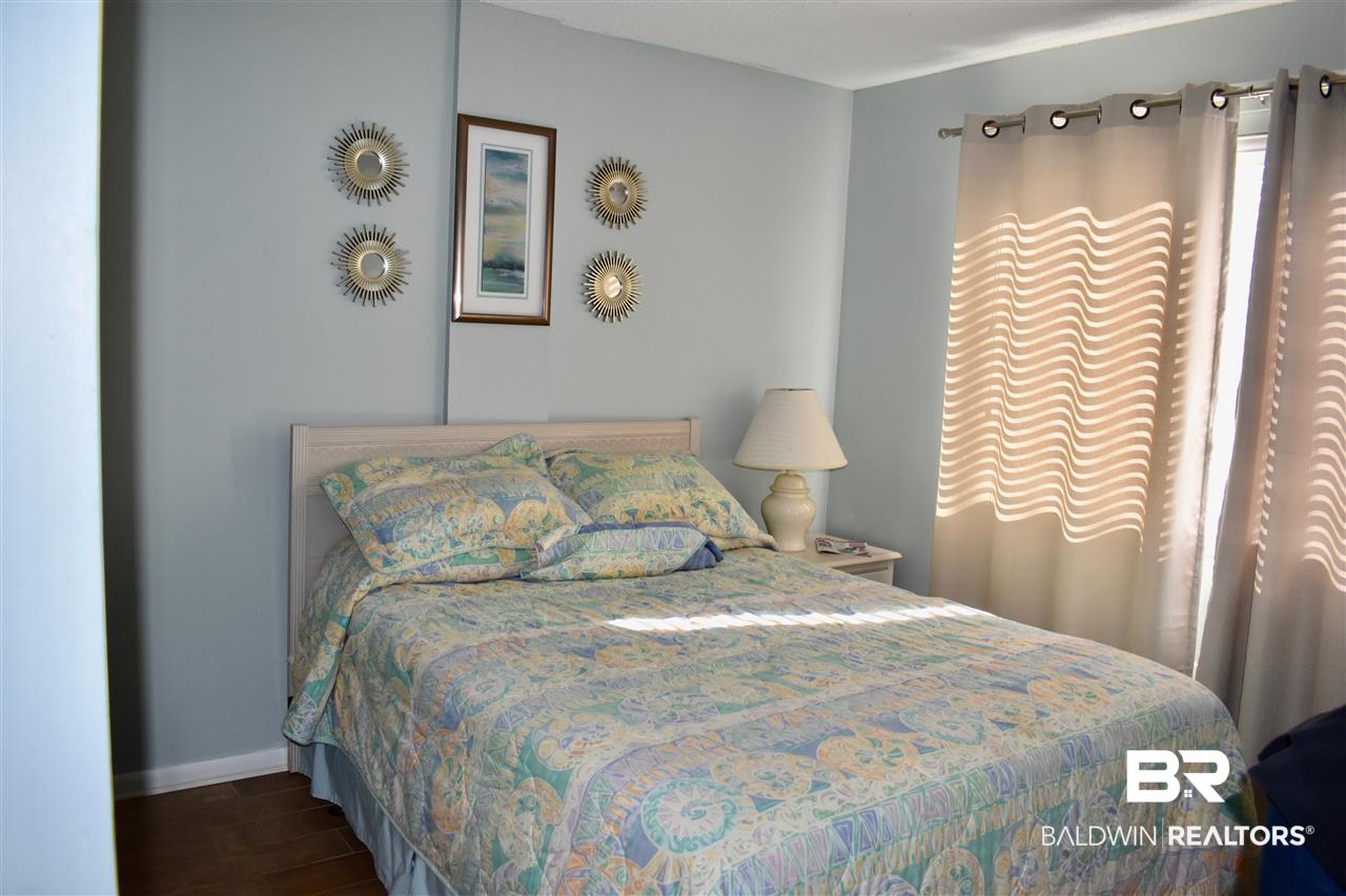 400 Plantation Road, Unit 4405 Gulf Shores, AL 36542 - Photo 17 of 45 Master Bedroom