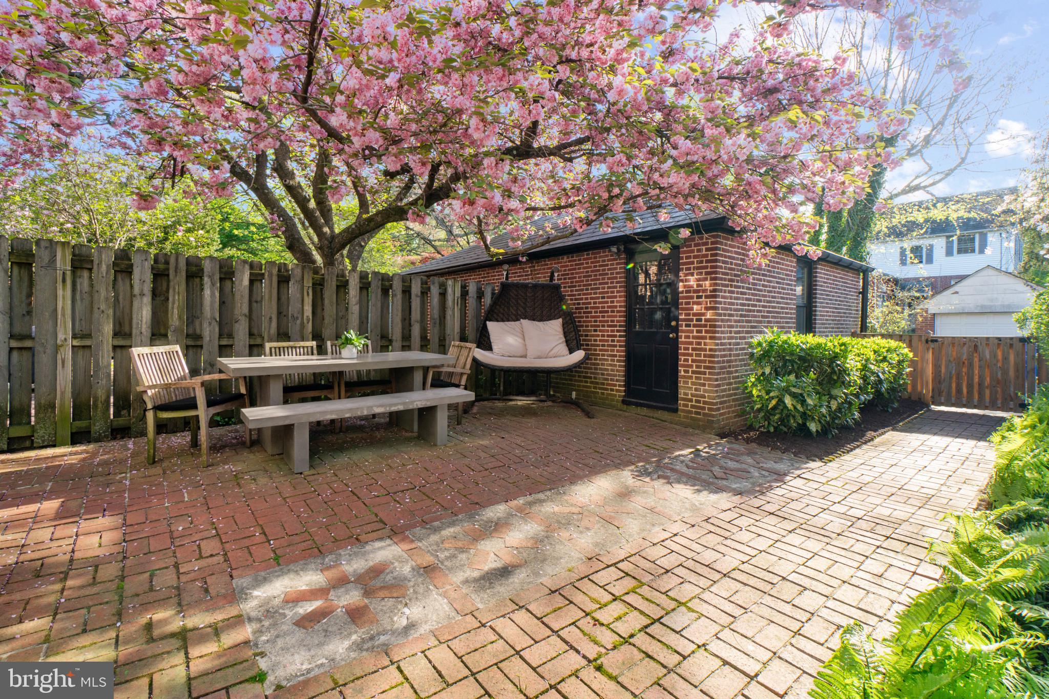 4410 Wickford Road Baltimore, MD 21210 - Photo 9 of 42 Gallery Image 9