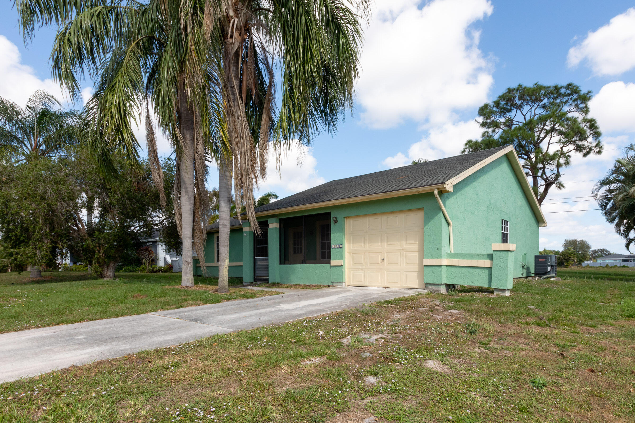 2825 Southwest Pierson Road Port St. Lucie, FL 34953 - Photo 4 of 24 Side