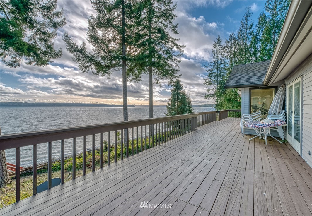 100 East Sund Road Grapeview, WA 98546 - Photo 1 of 25 Gallery Image 1