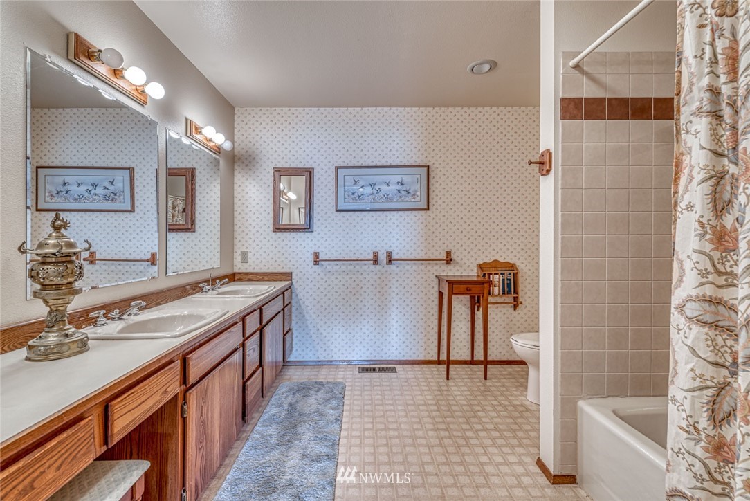 100 East Sund Road Grapeview, WA 98546 - Photo 12 of 25 Gallery Image 12
