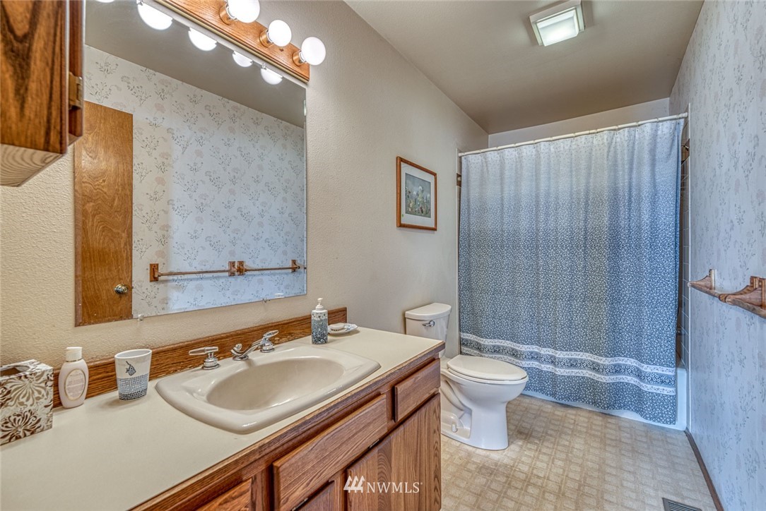 100 East Sund Road Grapeview, WA 98546 - Photo 17 of 25 Gallery Image 17