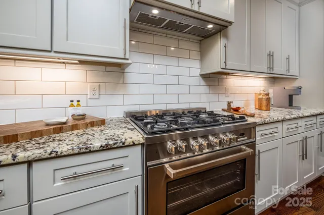 $814,900 | 4017 Halyard Drive, Denver, NC 28037