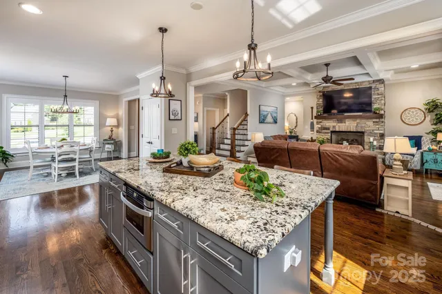 $814,900 | 4017 Halyard Drive, Denver, NC 28037