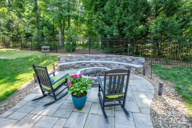 $814,900 | 4017 Halyard Drive, Denver, NC 28037